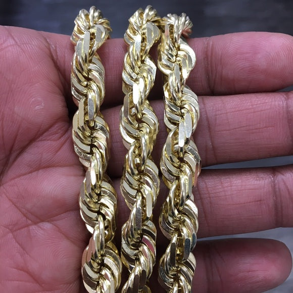 14k Yellow gold 8.3 mm Miami Cuban Chain 28"