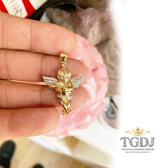 10k Yellow Gold 0.20 Ct Diamond Mini Praying Angel