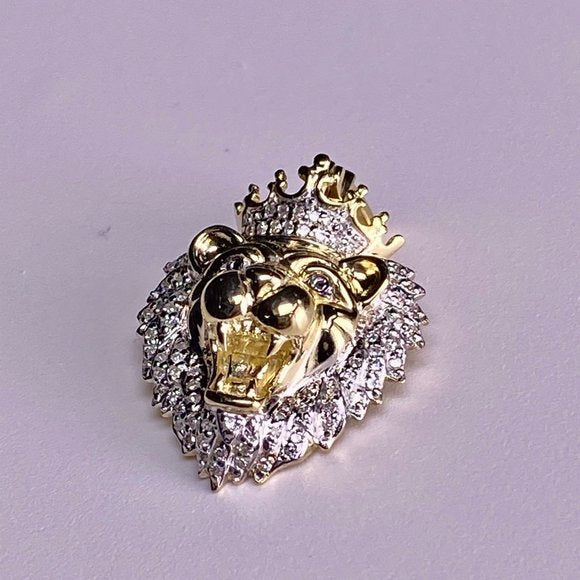 10K Yellow Gold Men's Round Diamond Lion Pendant