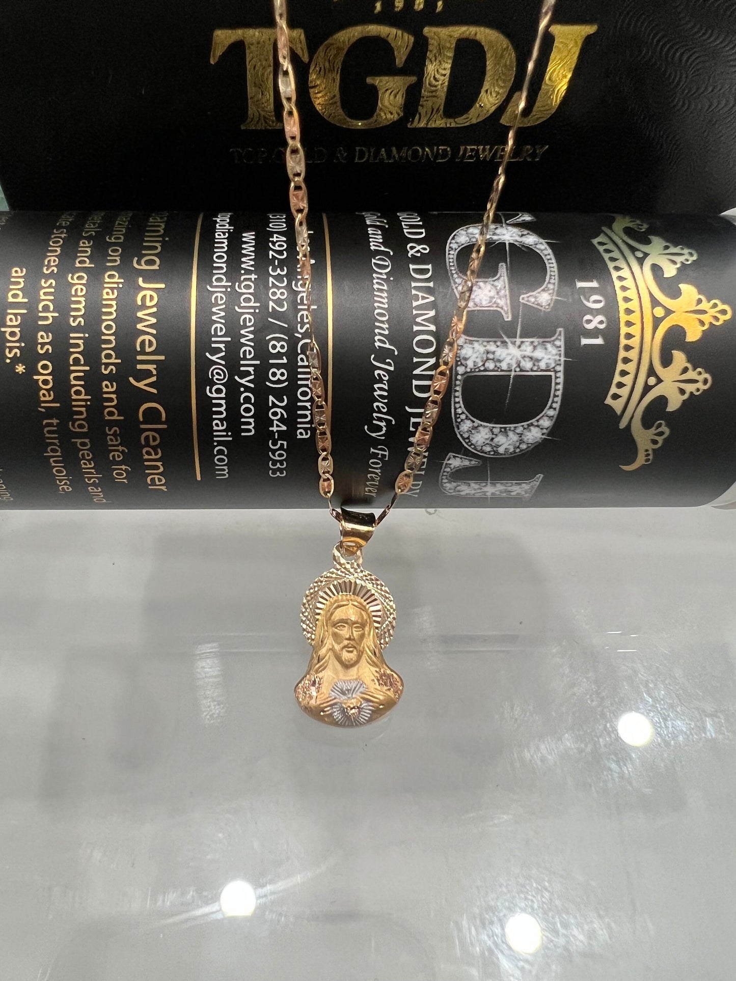 Jesus Stamp face Pendant , 14k Tri-color Gold Jesus Stamp Religious Pendant with 1.5mm Valentino Diamond Cut Chain Necklace