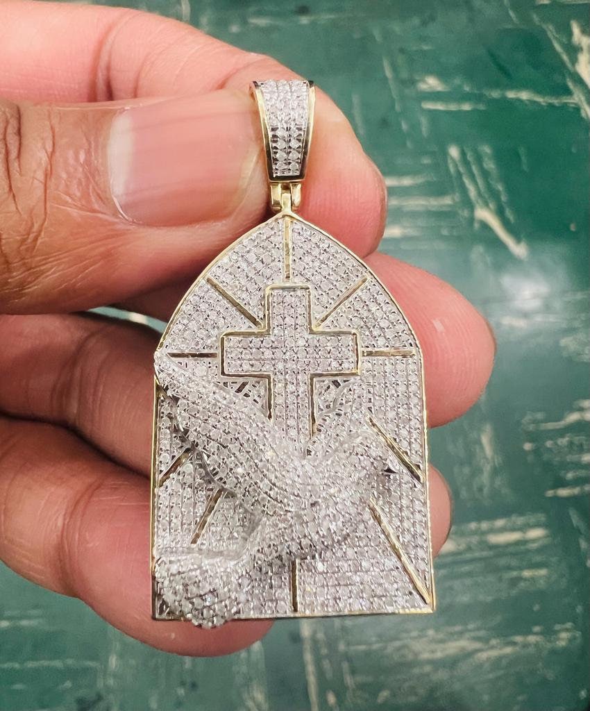 Men Medallion Cross Crucifix Jesus Christ Pendant, 10K Gold 1.25 CT Diamond Cross Religious Charm, Crucifix Cross Pendant, Gift for Him