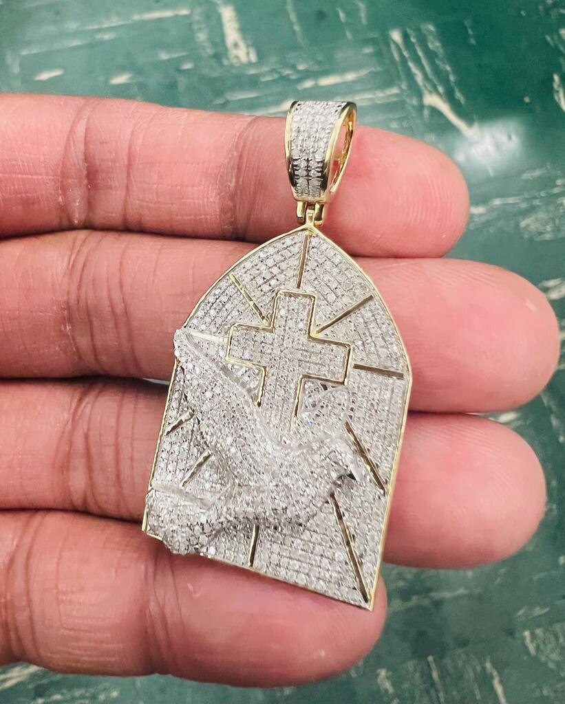 Men Medallion Cross Crucifix Jesus Christ Pendant, 10K Gold 1.25 CT Diamond Cross Religious Charm, Crucifix Cross Pendant, Gift for Him