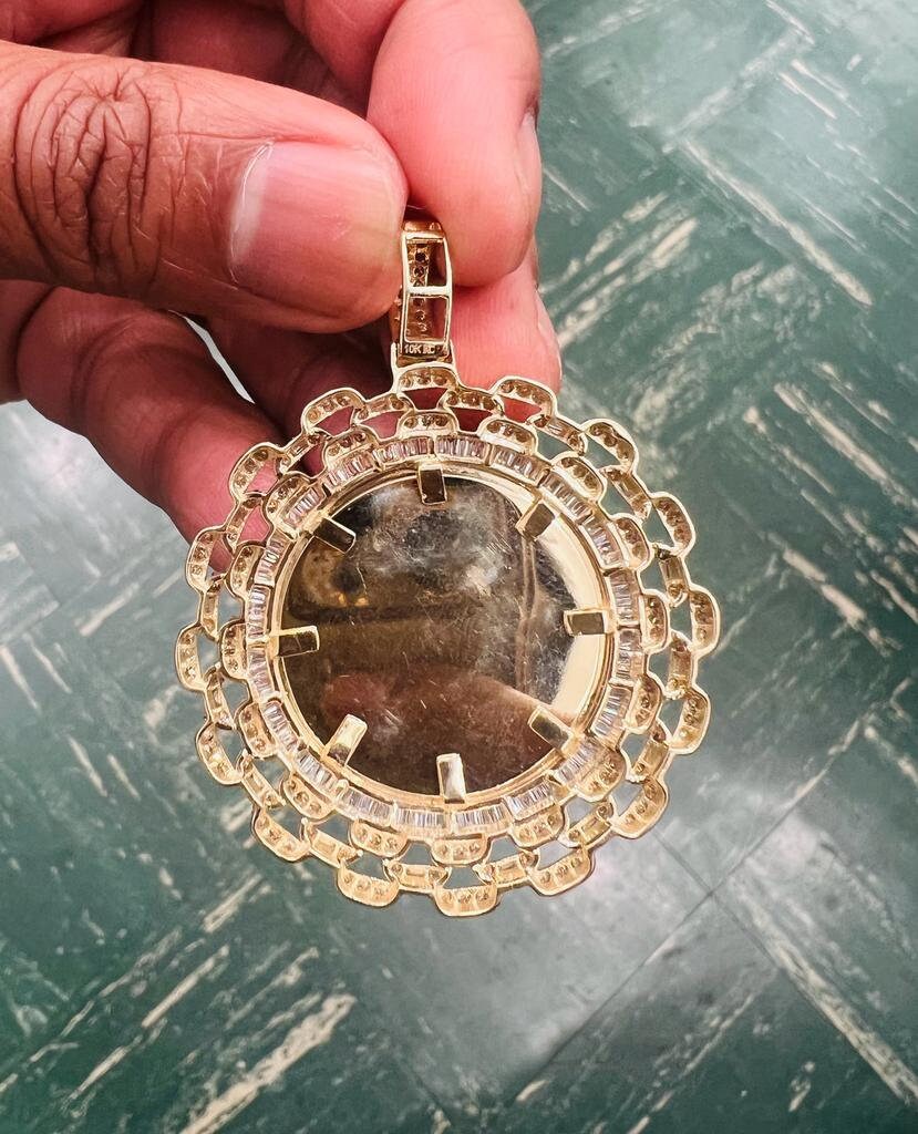 10k Yellow Gold Diamond Memory Pendant, Medallion Frame Diamond Charm Pendant 2.59ct Diamond pendant, Picture Frame Pendant, 14.78 grams