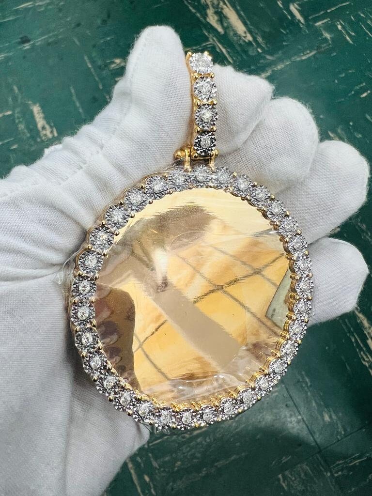 10k Yellow Gold Diamond Memory Pendant, Medallion Frame Diamond Charm Pendant 1.55ct Diamond pendant, Picture Frame Pendant, 35.34 grams