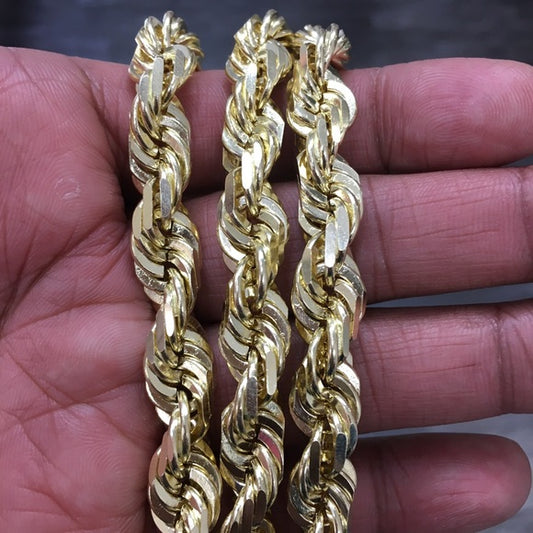 14k Yellow gold 8.3 mm Miami Cuban Chain 28"